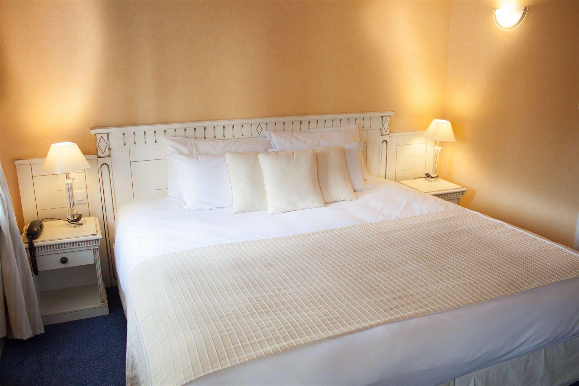 Hotel Riquet Toulouse Bagian luar foto